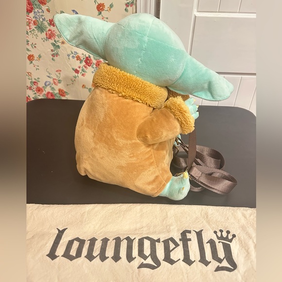 Loungefly Star Wars Plush Backpack Limited Edition Baby Yoda Grogu NWT - Picture 6 of 10